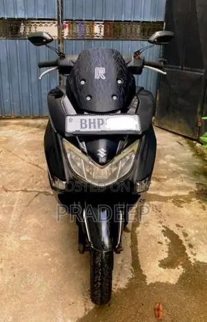 Suzuki BURGMAN 2019 Motorbike (Used)