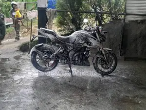 Bajaj Pulsar N160 2026 Motorbike (Used)