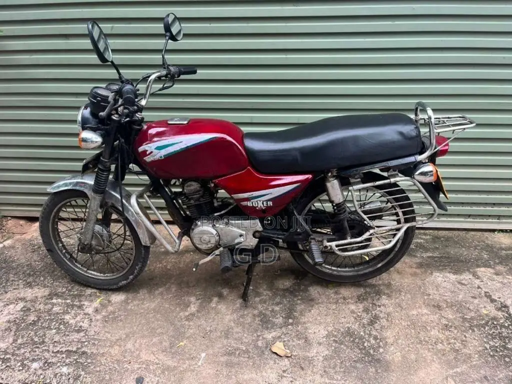 Bajaj Boxer 2003 Motorbike (Used)