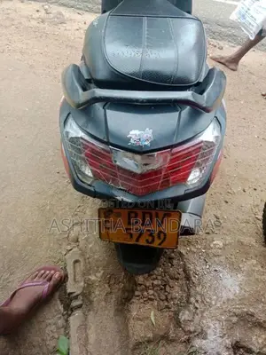 Hero Dash 2016 Motorbike (Used)