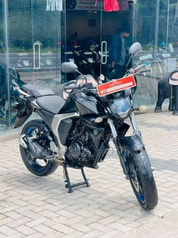 Yamaha FZ 2018 Motorbike (Used)