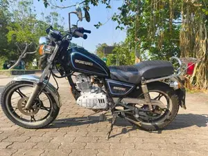 Suzuki GN125 Japan 2015 Motorbike (Used)