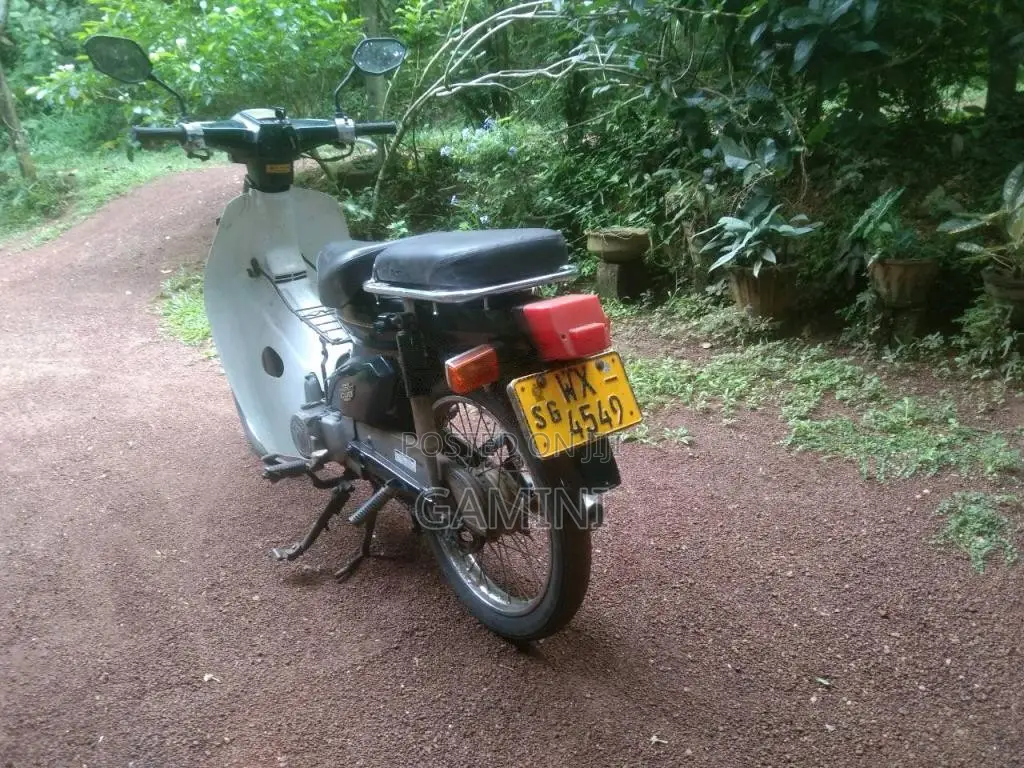 Loncin Super Cub 2010 Motorbike (Used)