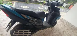 Yamaha Zr 2017 Motorbike (Used)