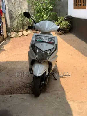 Honda Dio 2013 Motorbike (Used)