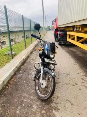 Bajaj CT-100 2006 Motorbike (Used)
