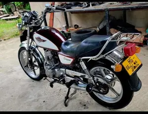 Honda CM Custom 2000 Motorbike (Used)