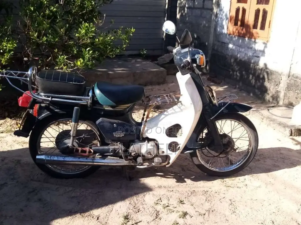 Honda Super Cub 1998 Motorbike (Used)