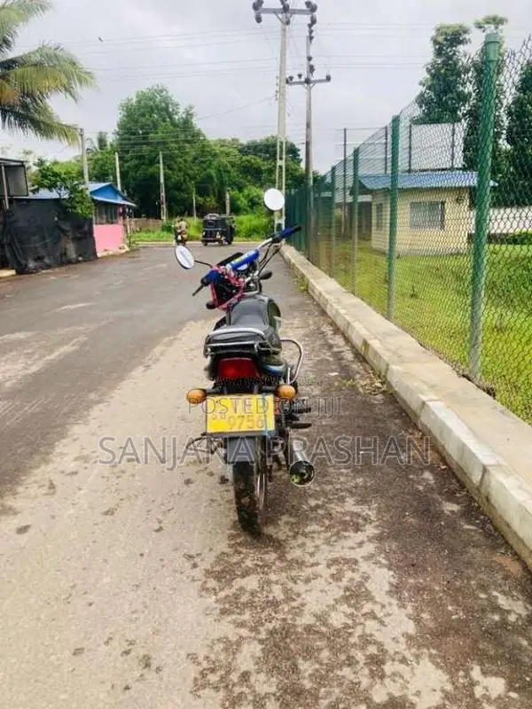Bajaj CT-100 2006 Motorbike (Used)