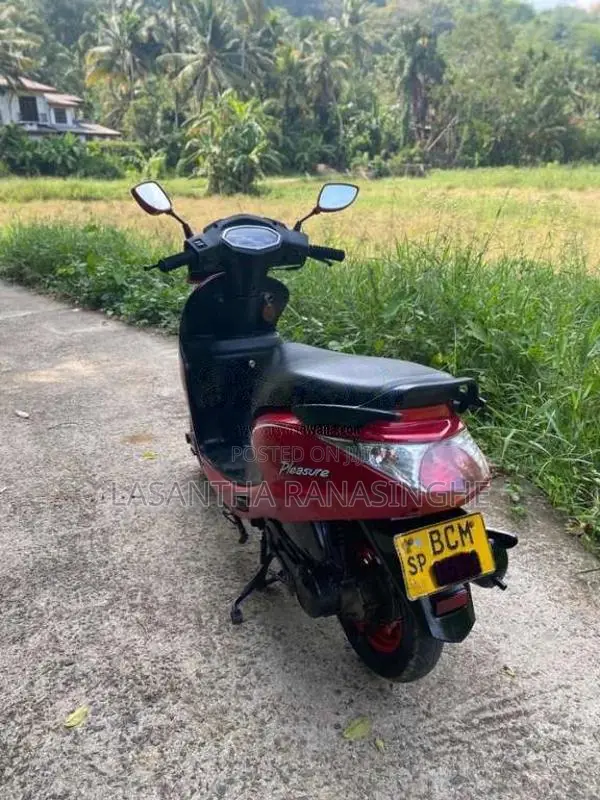 Hero Pleasure 2015 Motorbike (Used)
