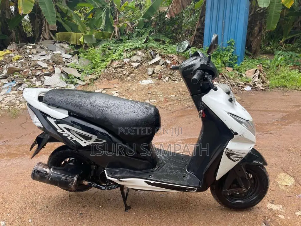Honda Dio 2016 Motorbike (Used)