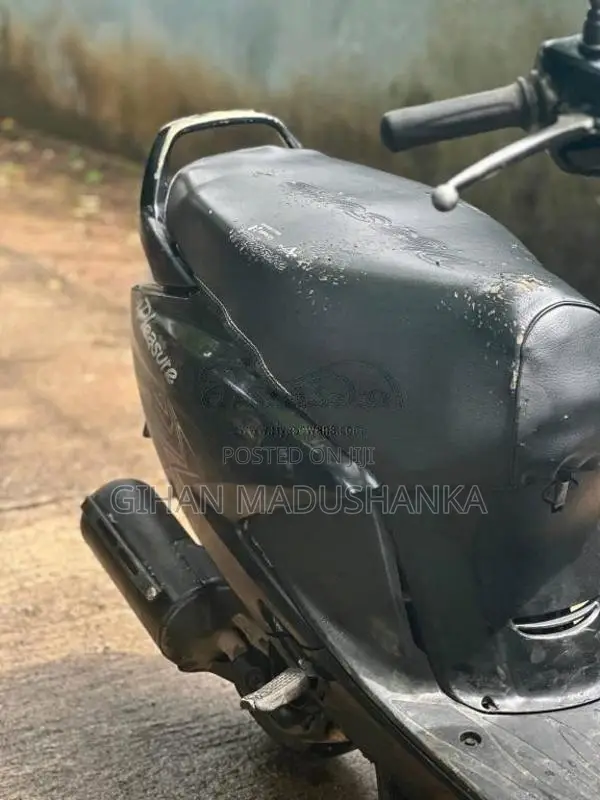 Hero Pleasure 2011 Motorbike (Used)