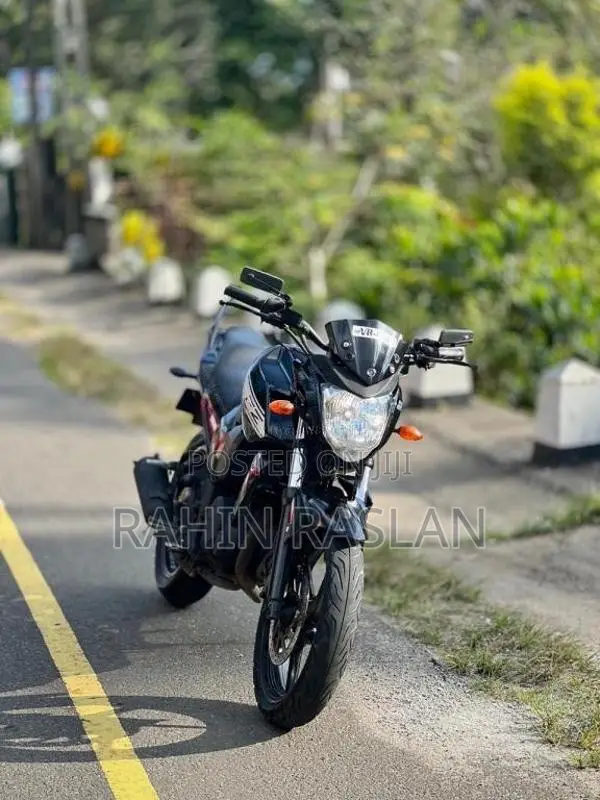 Yamaha FZ-16 2010 Motorbike (Used)