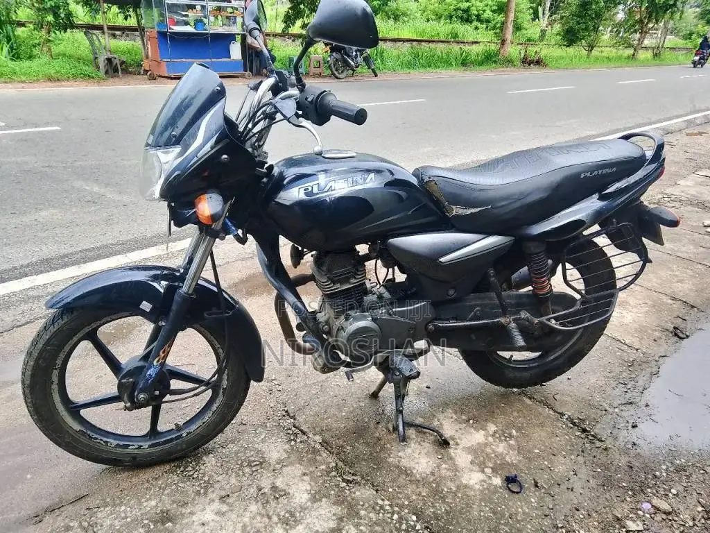 Bajaj Platina 2013 Motorbike (Used)