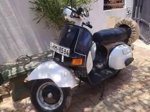 Bajaj Chetak 1985 Motorbike (Used)