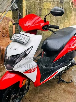 Honda Dio 2015 Motorbike (Used)