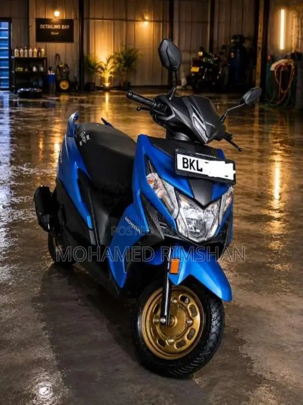 Honda Dio 2025 Motorbike (Used)