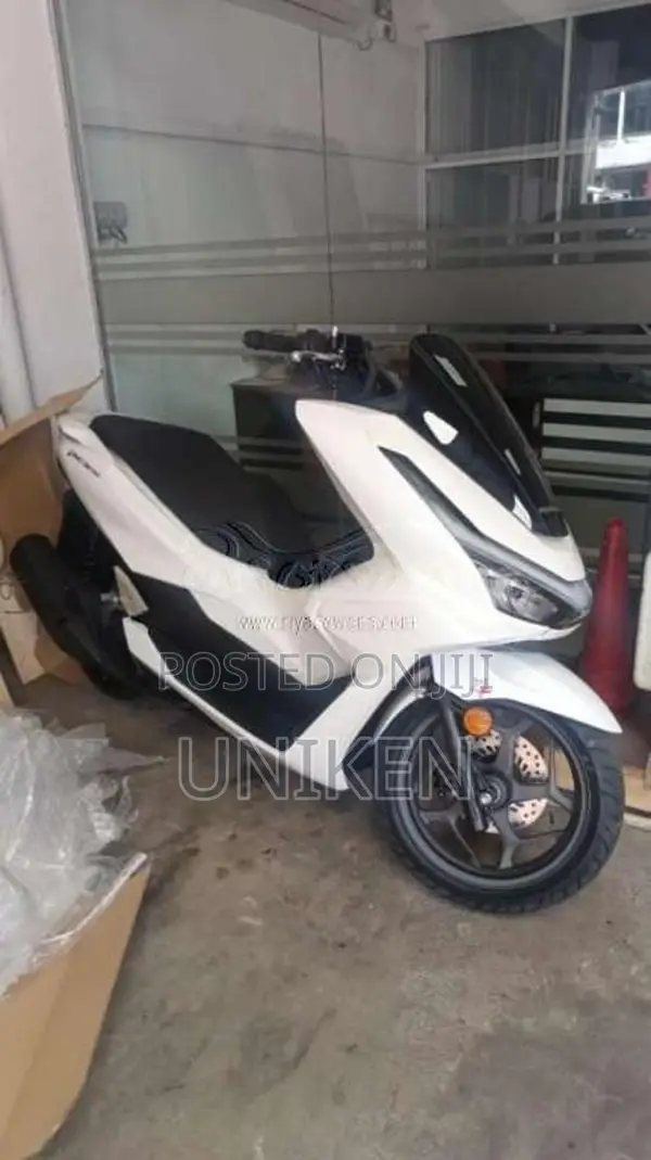 Honda PCX160 2025 Motorbike Brand New