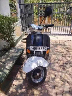 Bajaj Chetak 1985 Motorbike (Used)