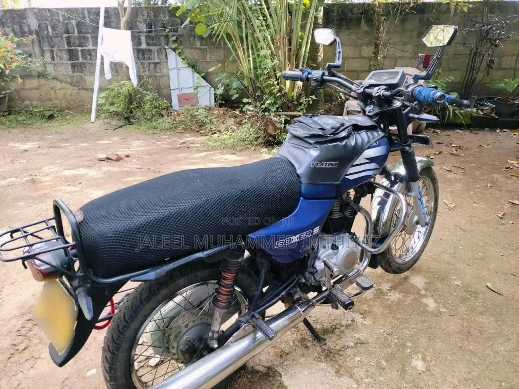 Bajaj Boxer S 2009 Motorbike (Used)