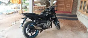 Bajaj Pulsar 180 2015 Motorbike (Used)