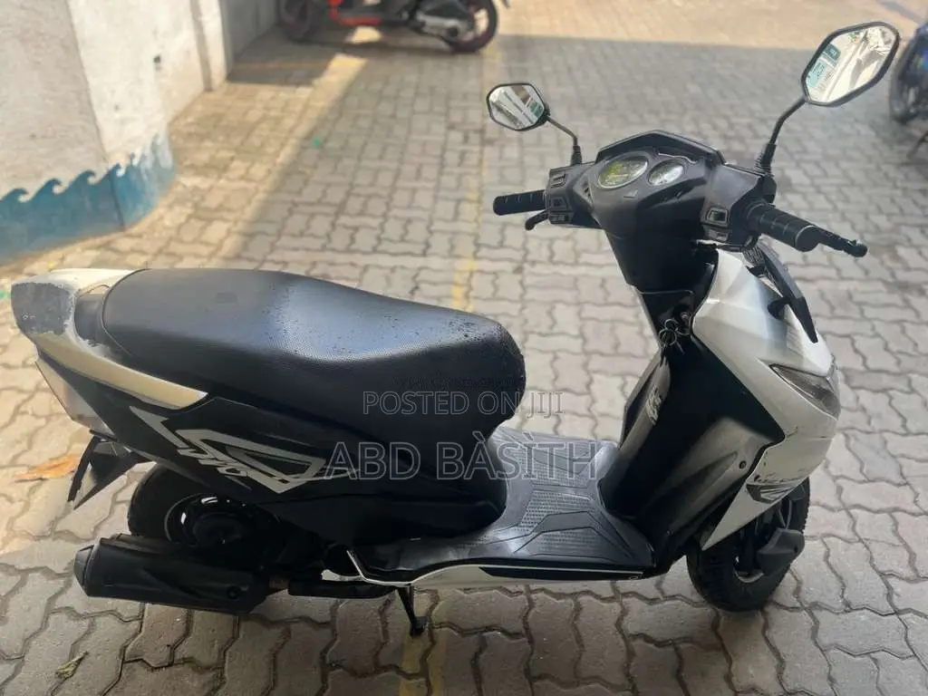Honda Dio 2017 Motorbike (Used)