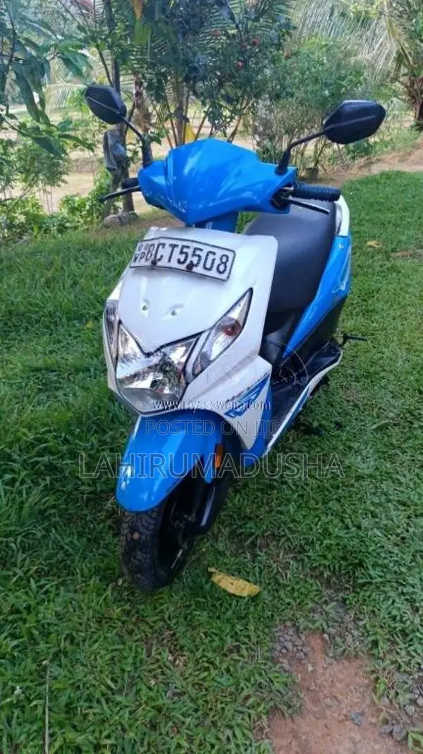 Honda Dio 2015 Motorbike (Used)