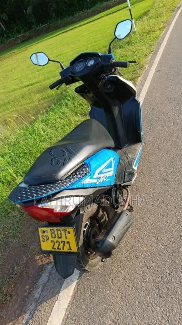 Honda Dio 2016 Motorbike (Used)