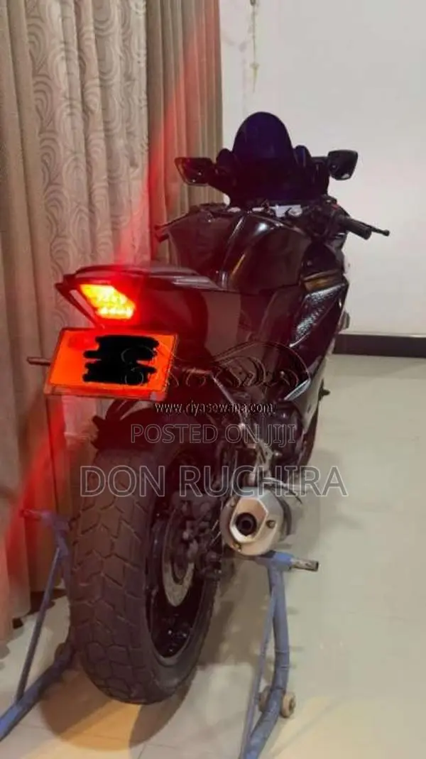 Yamaha R15 2019 Motorbike (Used)