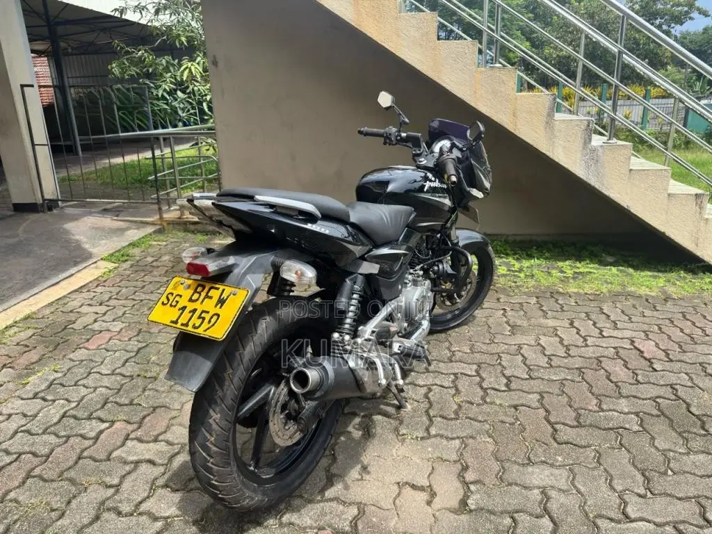 Bajaj Pulsar 180 2017 Motorbike (Used)