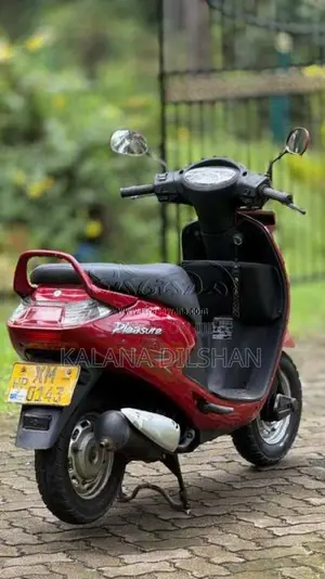 Hero Pleasure 2012 Motorbike (Used)