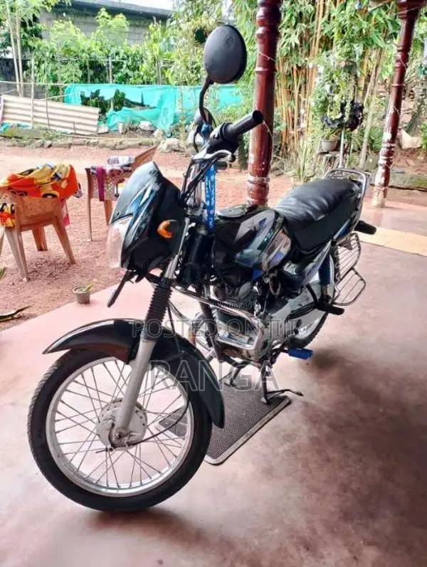 Bajaj CT-100 2005 Motorbike (Used)