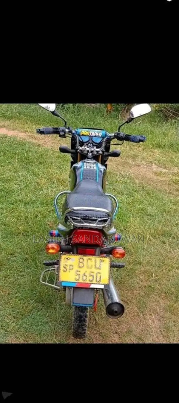 Bajaj CT-100 2015 Motorbike (Used)