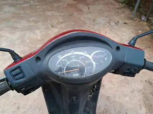 Hero Pleasure 2010 Motorbike (Used)