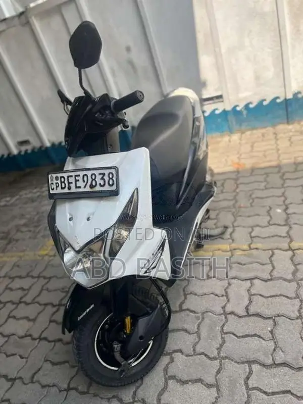 Honda Dio 2017 Motorbike (Used)