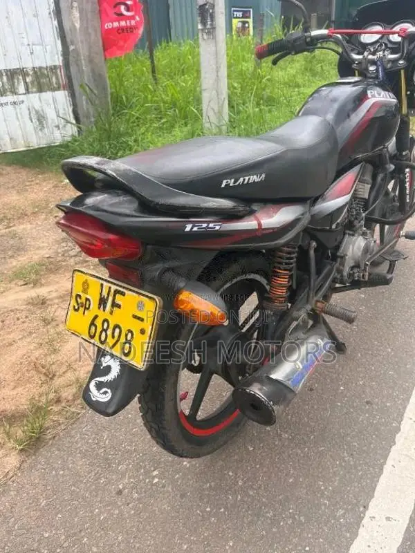 Bajaj Platina 2011 Motorbike (Used)