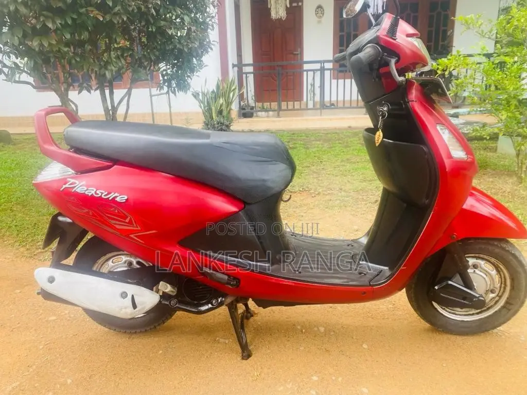 Hero Pleasure 2012 Motorbike (Used)