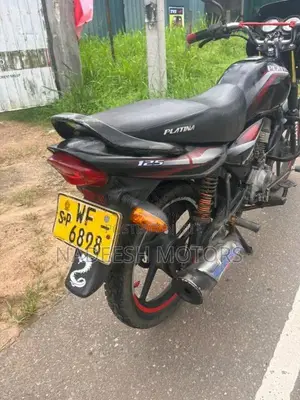 Bajaj Platina 2011 Motorbike (Used)