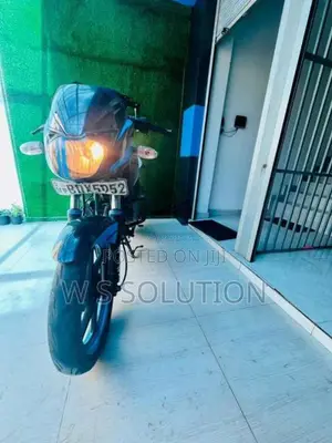 Bajaj Pulsar 180 2016 Motorbike (Used)