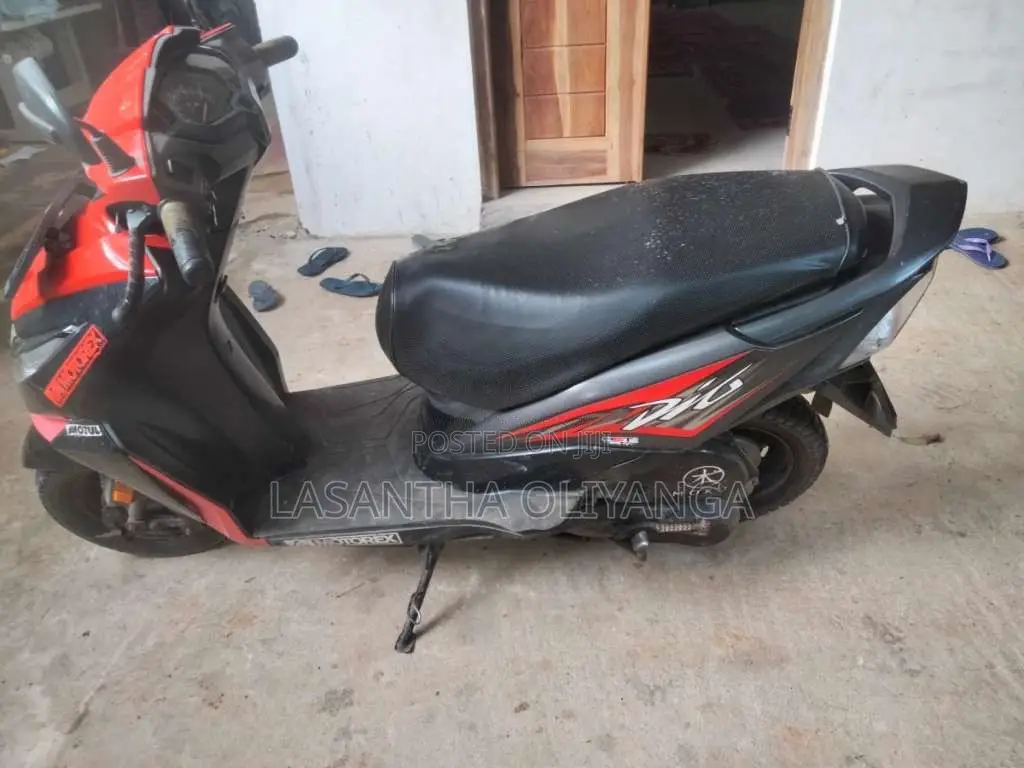 Honda Dio 2018 Motorbike (Used)