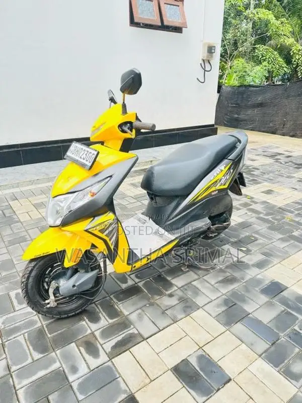 Honda Dio 2018 Motorbike (Used)