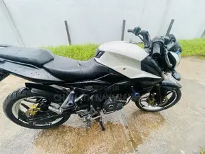 Bajaj Pulsar NS160 2018 Motorbike (Used)
