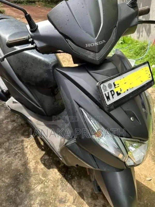 Honda Dio 2018 Motorbike (Used)