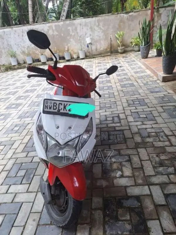 Honda Dio 2015 Motorbike (Used)