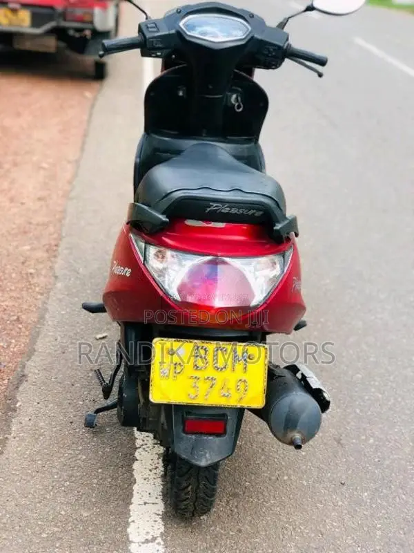 Hero Pleasure 2015 Motorbike (Used)