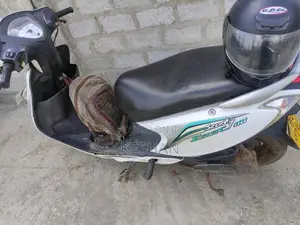 TVS Zest 2015 Motorbike (Used)