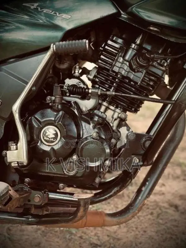 Bajaj Discover 2015 Motorbike (Used)