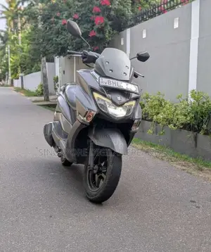 Suzuki BURGMAN 2018 Motorbike (Used)