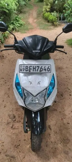 Honda Dio 2017 Motorbike (Used)
