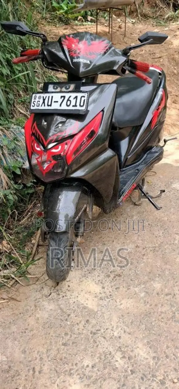 Honda Dio 2012 Motorbike (Used)